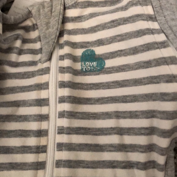 Set of two Love to Dream SwaddleMe convertible sleep sacks - Picture 3 of 3